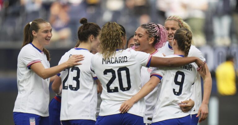 urlhttps3A2F2Fcalifornia times brightspot.s3.amazonaws.com2F032F272F4f3b7c624a628fd2ecb1e73409c62Fbrazil us soccer 97064