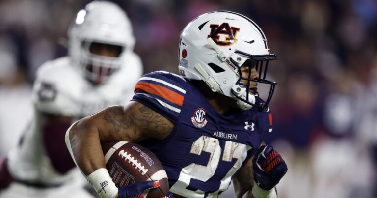 urlhttps3A2F2Fcalifornia times brightspot.s3.amazonaws.com2F242Fb62F80c4fc8c48f085c6937b7cf8f9df2Ftexas a m auburn football 53726