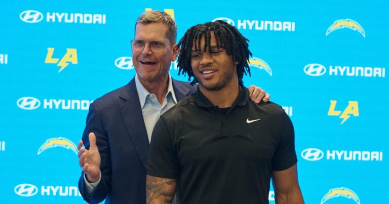urlhttps3A2F2Fcalifornia times brightspot.s3.amazonaws.com2F682F952Fc9fcc6ae44dc814623622c89e1f72Fchargers draft football 71131