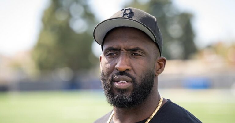 urlhttps3A2F2Fcalifornia times brightspot.s3.amazonaws.com2F8d2F622Fa99553d94effb8011993f11c9b7c2F1423106 sp ucla pro day 12