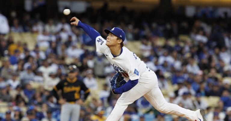 urlhttps3A2F2Fcalifornia times brightspot.s3.amazonaws.com2Fa72F3a2Fbf1bdde14c35b1fcae8c294b17a32F1503282 sp mlb dodgers pirates 9 gmf