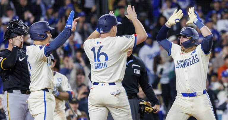 urlhttps3A2F2Fcalifornia times brightspot.s3.amazonaws.com2Fb12F652Fcc170fbd4741ab515f549d4abb8f2F1503284 sp mlb dodgers pirates 1 gmf