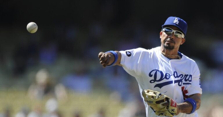 urlhttps3A2F2Fcalifornia times brightspot.s3.amazonaws.com2F852F412F041b815c4b219a940054806e7b1d2Fcardinals dodgers trade baseball
